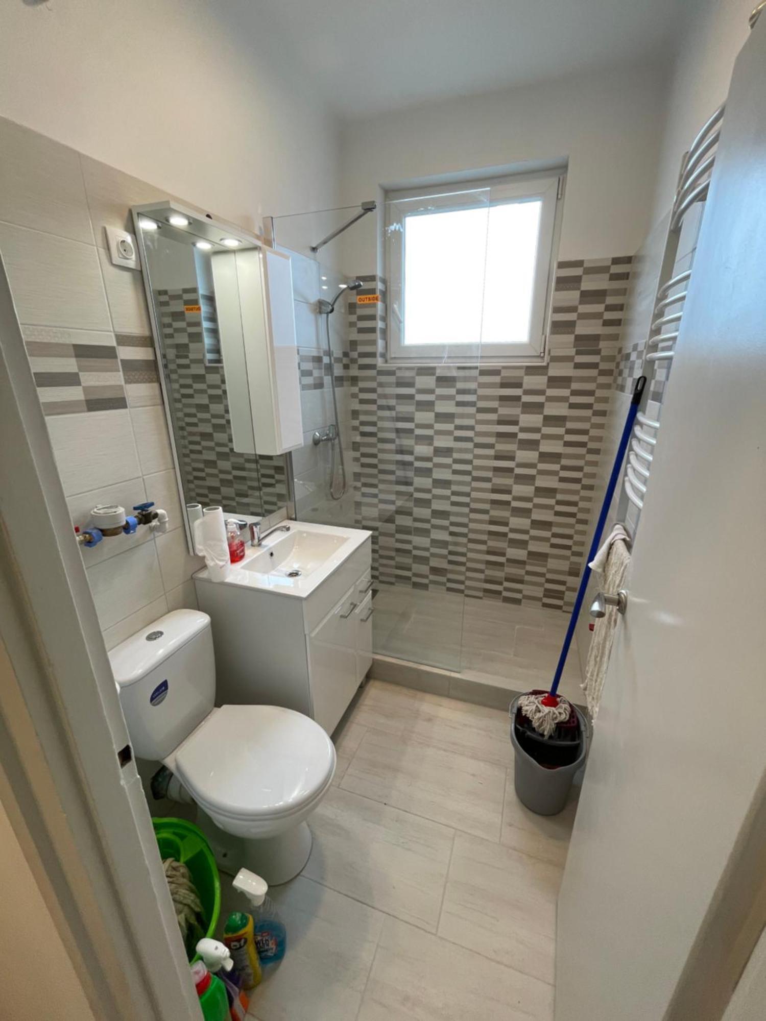 Malompark Apartman With Free Parking Debrecen Eksteriør billede